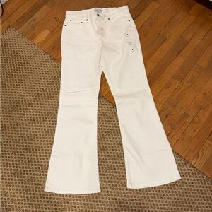 Lucky Brand White Flare Jeans - Clean Mid-Rise Cut. NWT